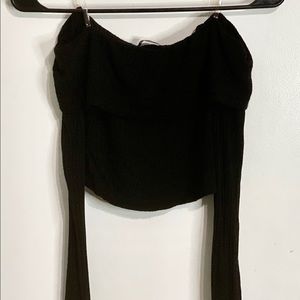 Solemio Off the Shoulder Long Sleeve Crop Top